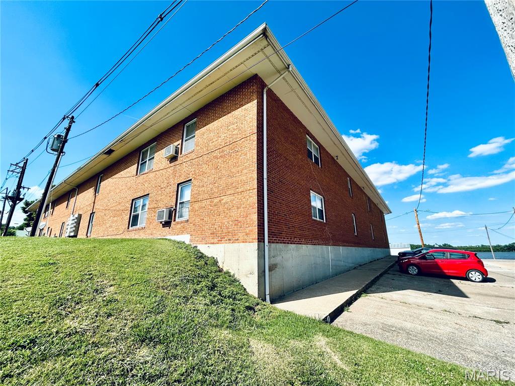 Thomas Apartments - Residential Income