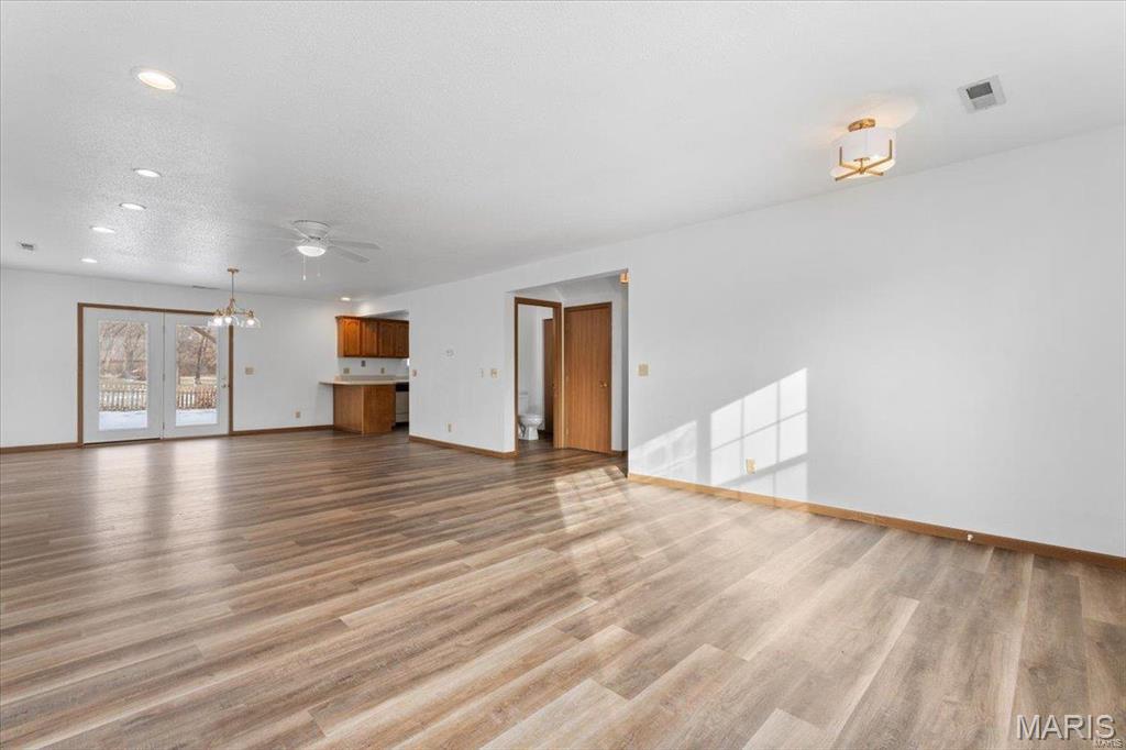 CLINTON HILLS - Residential Lease