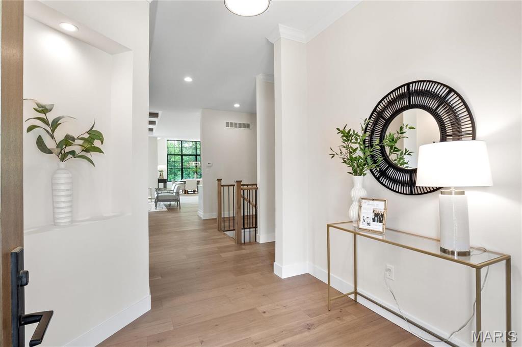 The Enclave at Frontenac and Westwood - Residential