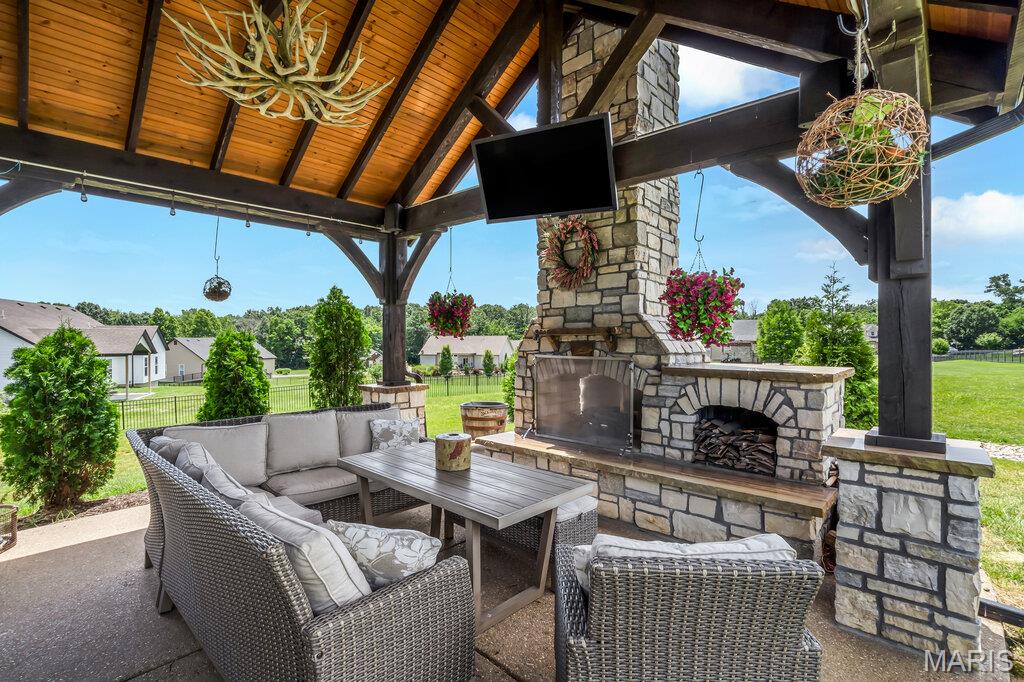 Mallard Pointe - Residential