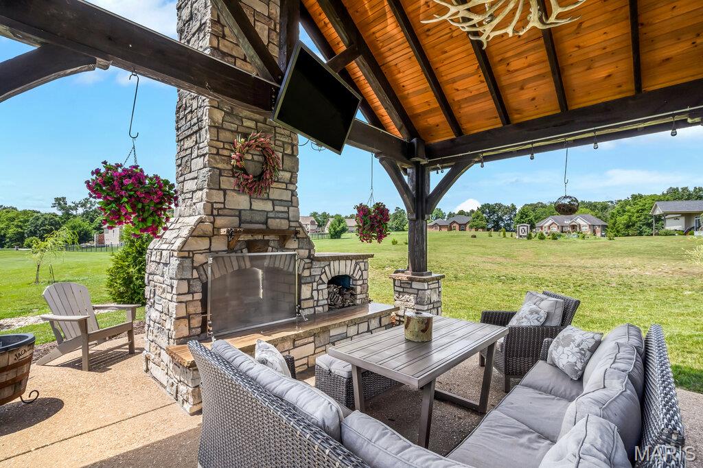 Mallard Pointe - Residential