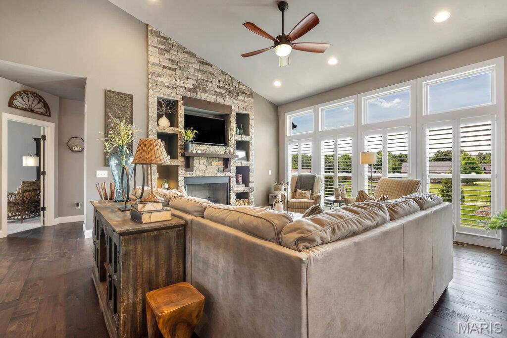 Mallard Pointe - Residential