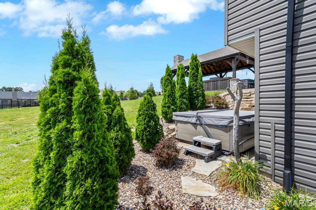 Mallard Pointe - Residential