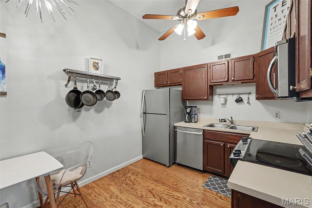 Edwards Place Condo 5 - Residential