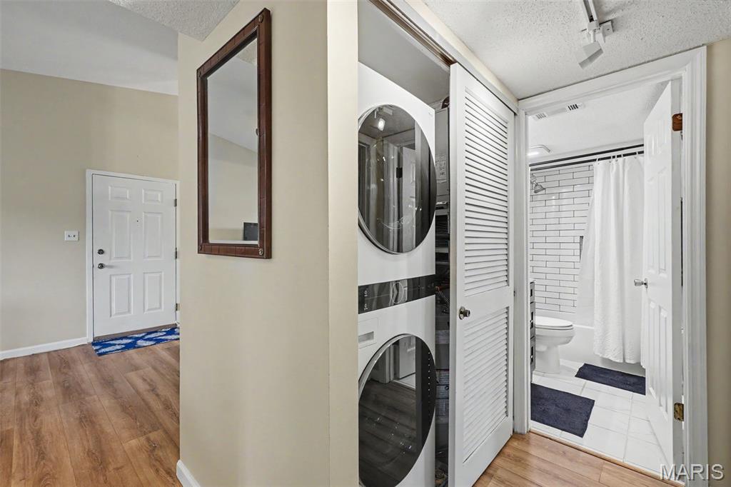 Edwards Place Condo 5 - Residential