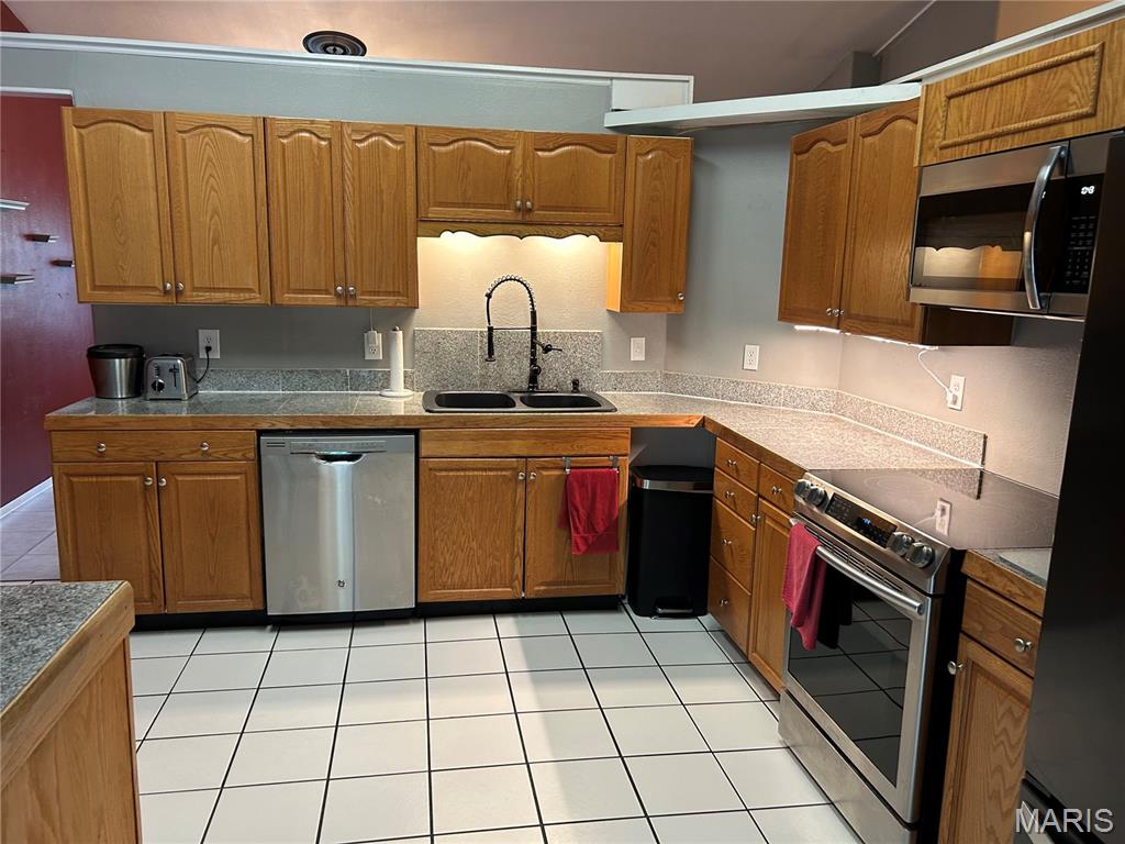 Country Lane Wright Sub - Residential
