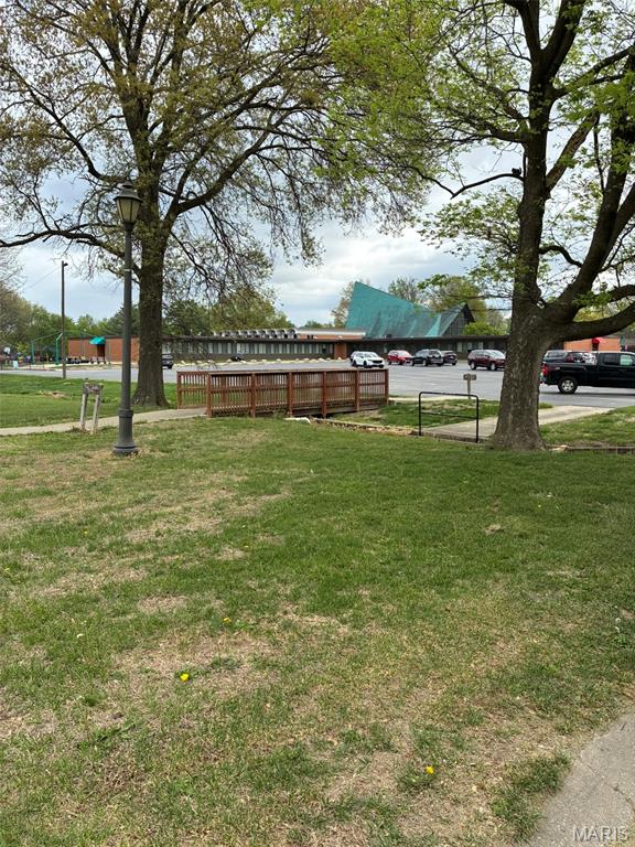 NONE - Land