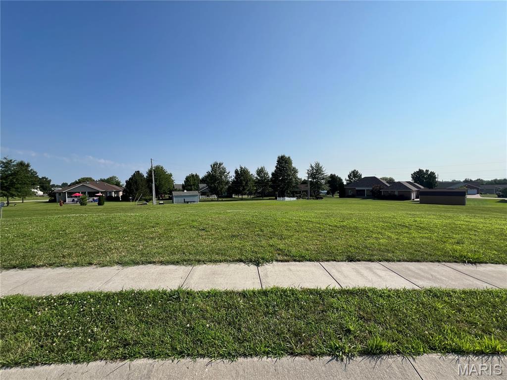 Redbud Court - Commercial Sale