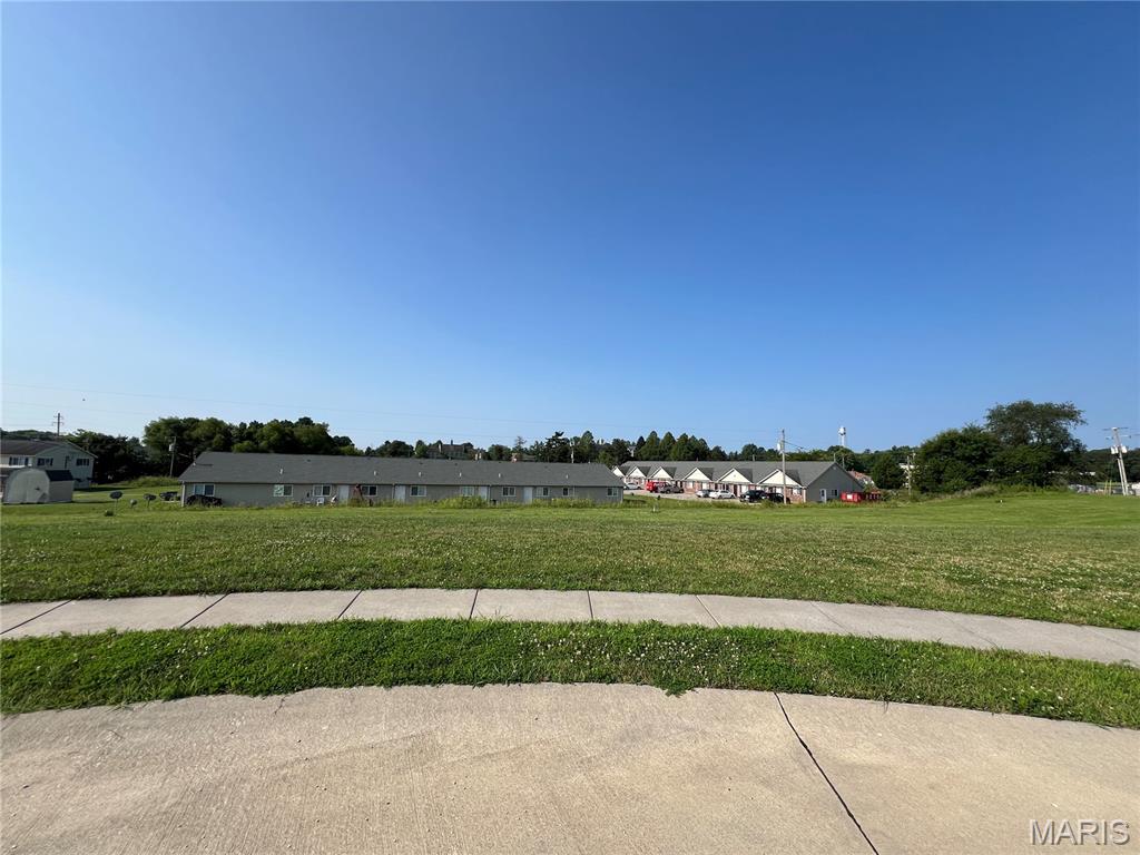 Redbud Court - Commercial Sale