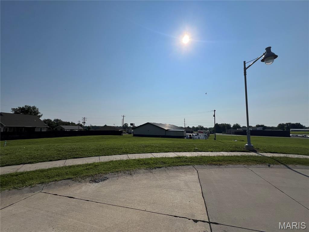 Redbud Court - Commercial Sale
