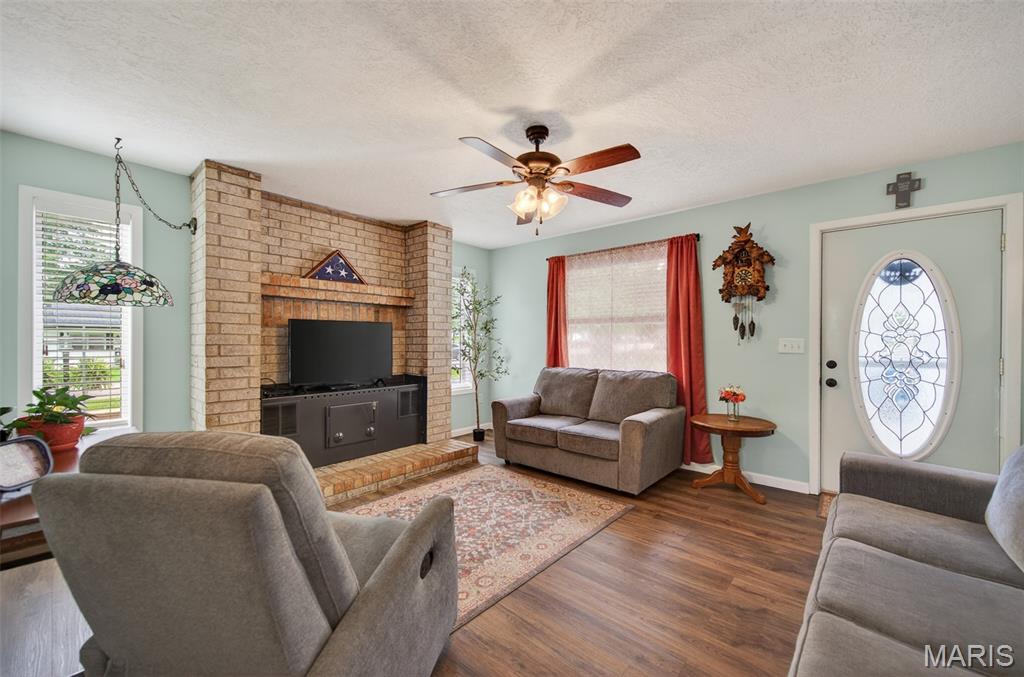 Maple Crest Annex - Residential