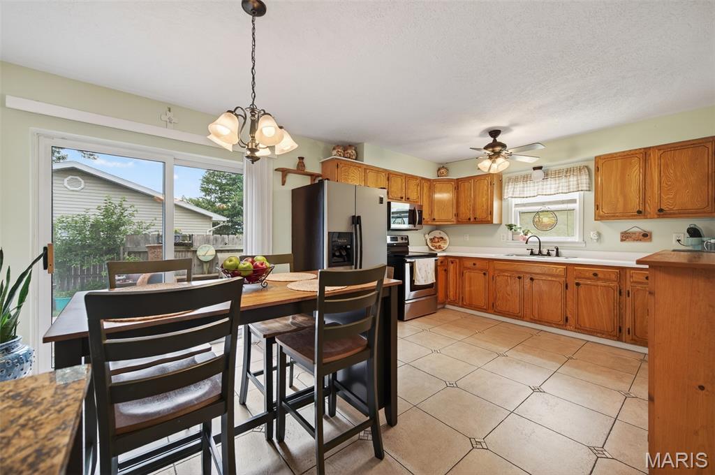 Maple Crest Annex - Residential