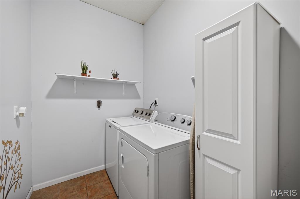 Maple Crest Annex - Residential