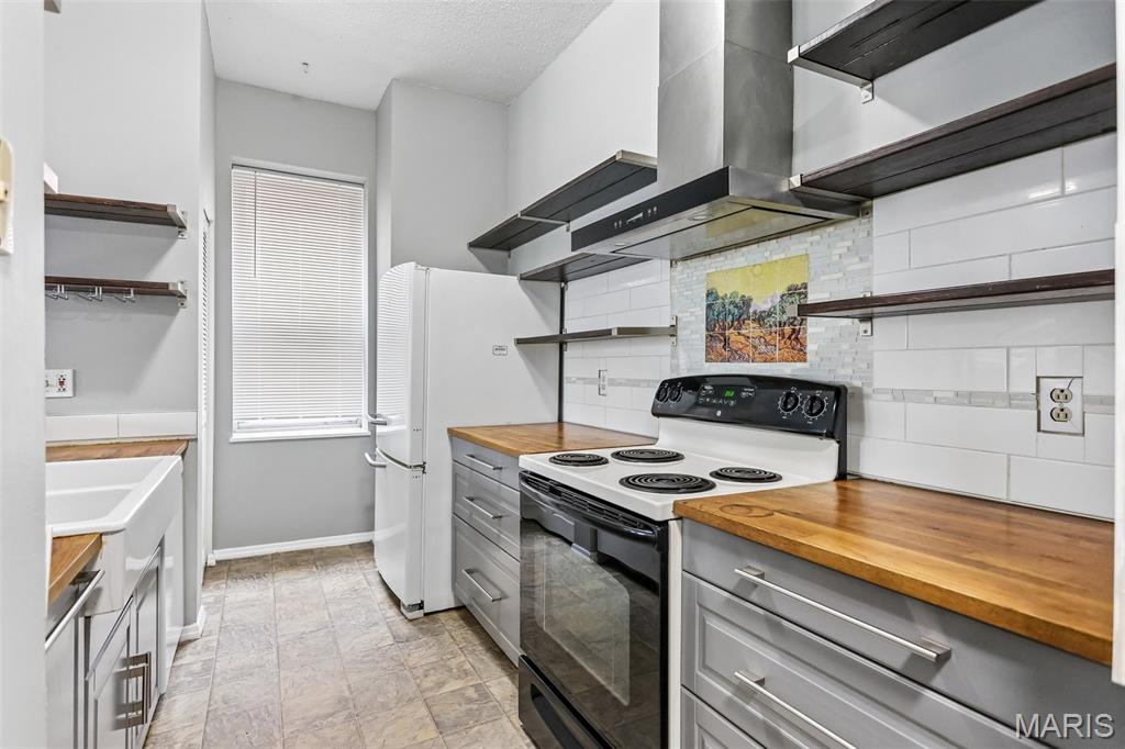 Lindells Add 02 - Residential
