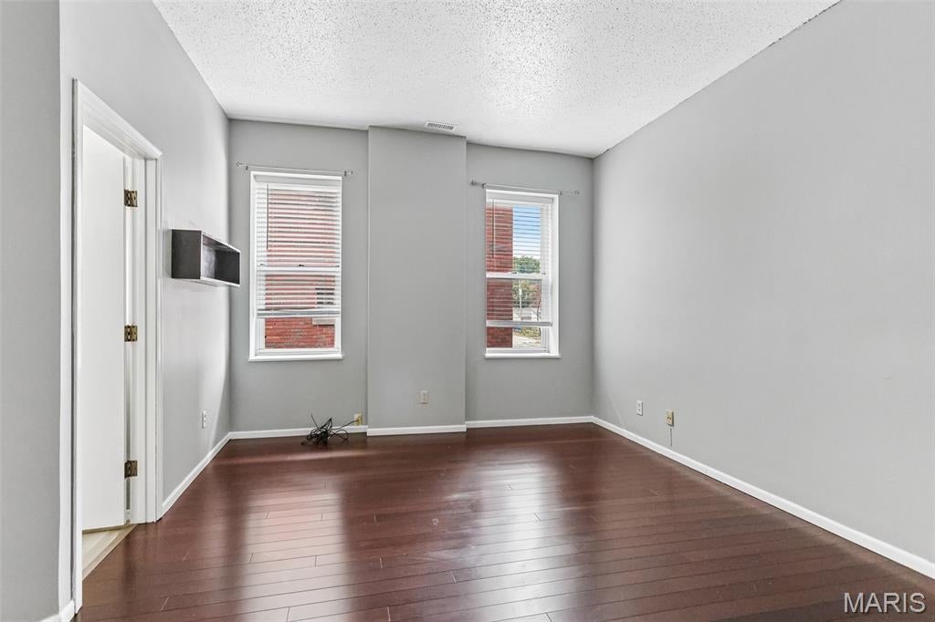 Lindells Add 02 - Residential