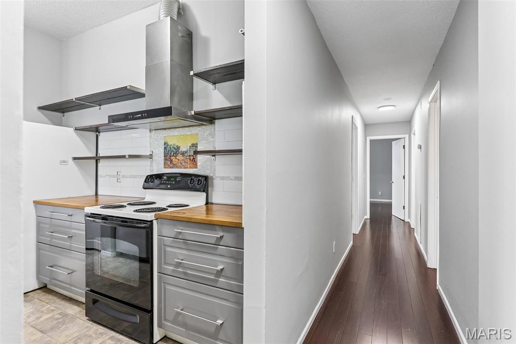 Lindells Add 02 - Residential