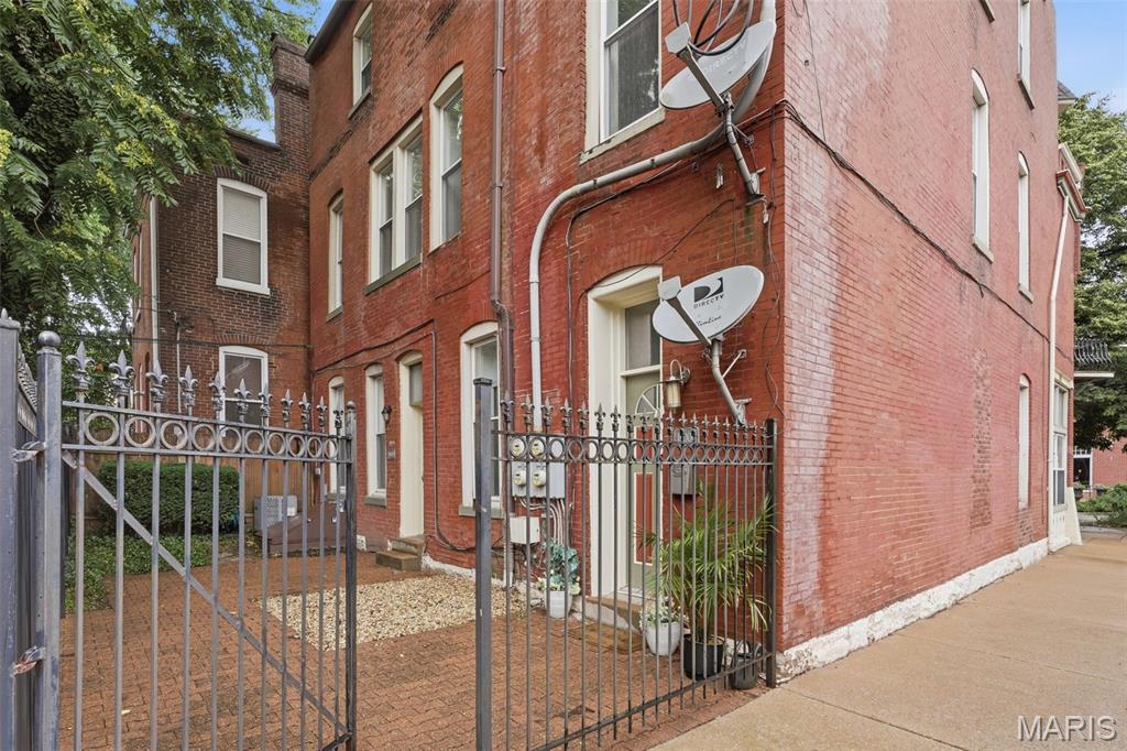 1900 Sidney Street Condo - Residential