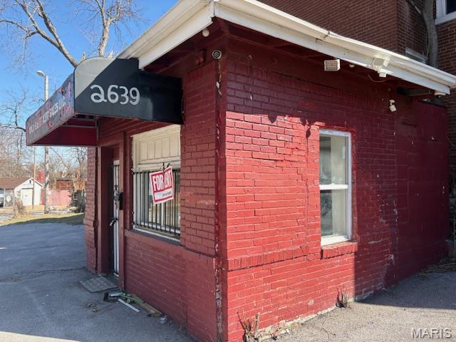 Prime Corner Car Lot in the Heart of the City! Don’t miss this incredible opportunity to own a highly visible corner lot in the heart of the city. This nicely paved property offers excellent street frontage and maximum exposure—ideal for attracting drive-by and foot traffic. The lot is fully enclosed with chain-link fencing, providing security and defined boundaries. Previously operated as a car lot, the property is well-suited for continued automotive sales or other commercial uses. A small on-site office with bathroom sits on the lot, offering convenient workspace to support daily operations.
With its prime location and strong visibility, this property is ready for your business vision. Schedule your showing today!