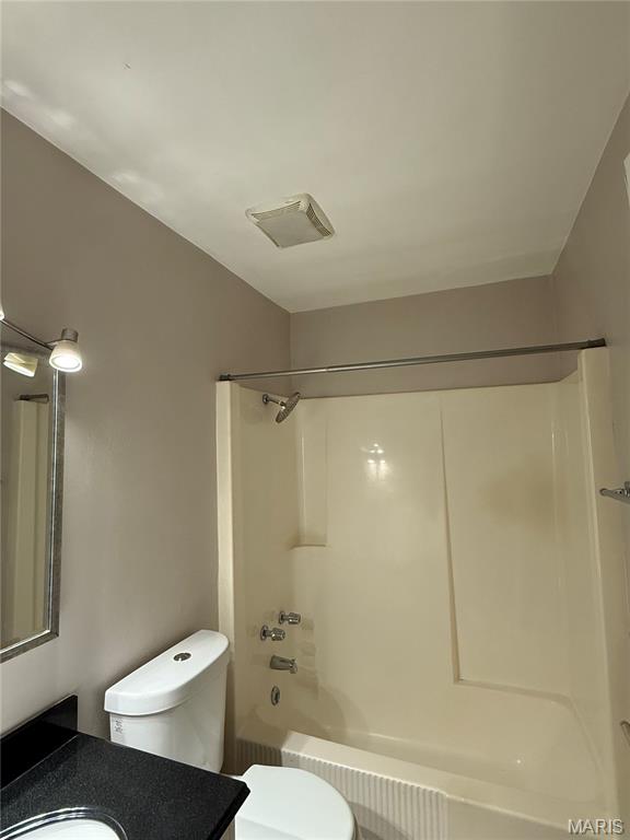 CHATEAU WOODS - Residential Lease