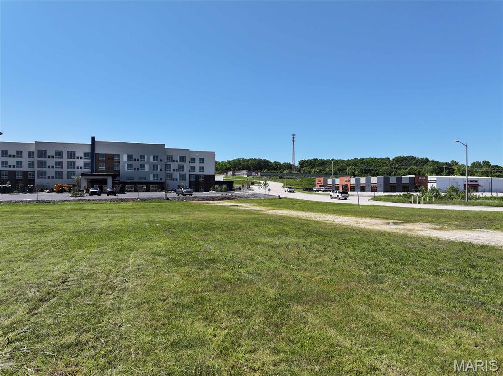 Festus Commerce & Bus Cen - Land