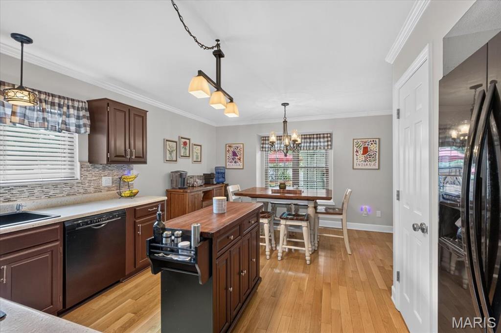 Whispering Oakwood - Residential