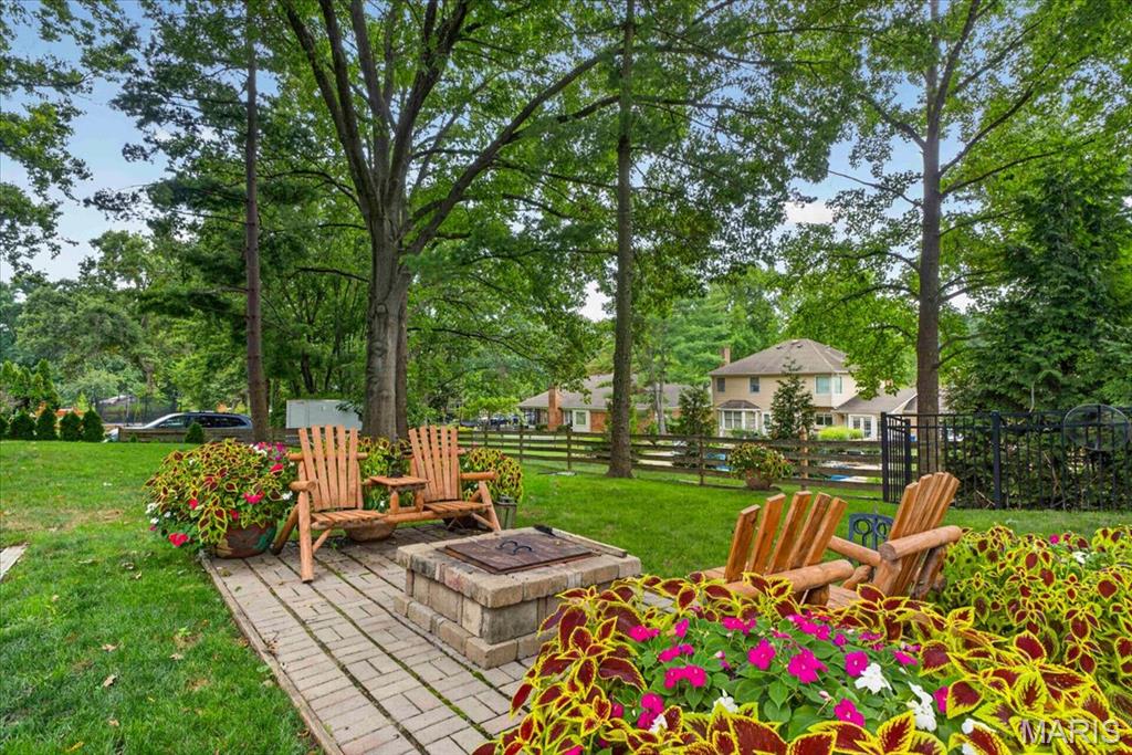 Whispering Oakwood - Residential