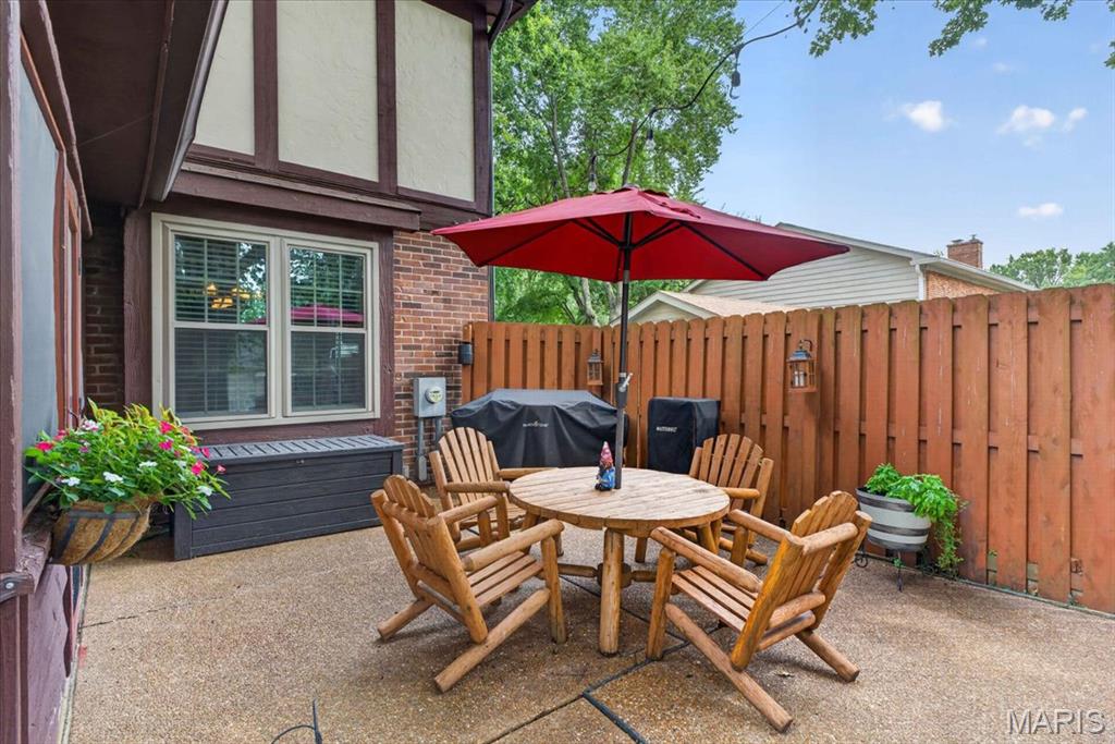 Whispering Oakwood - Residential