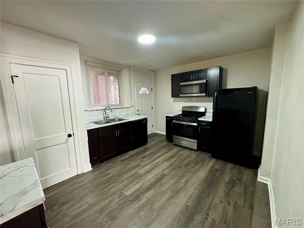 Wilhelms Hoehe Add - Residential Lease
