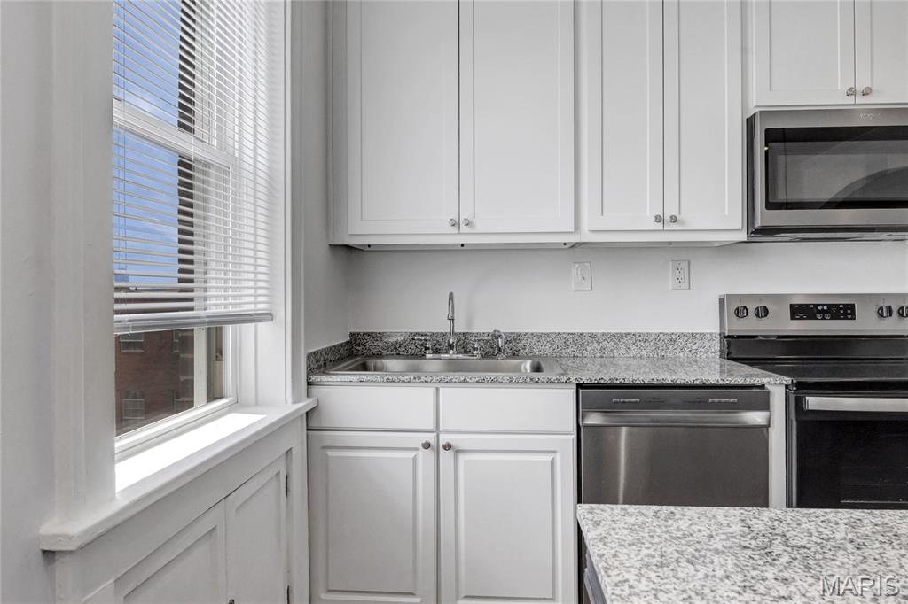 McDermotts Grand Ave Add - Residential Income