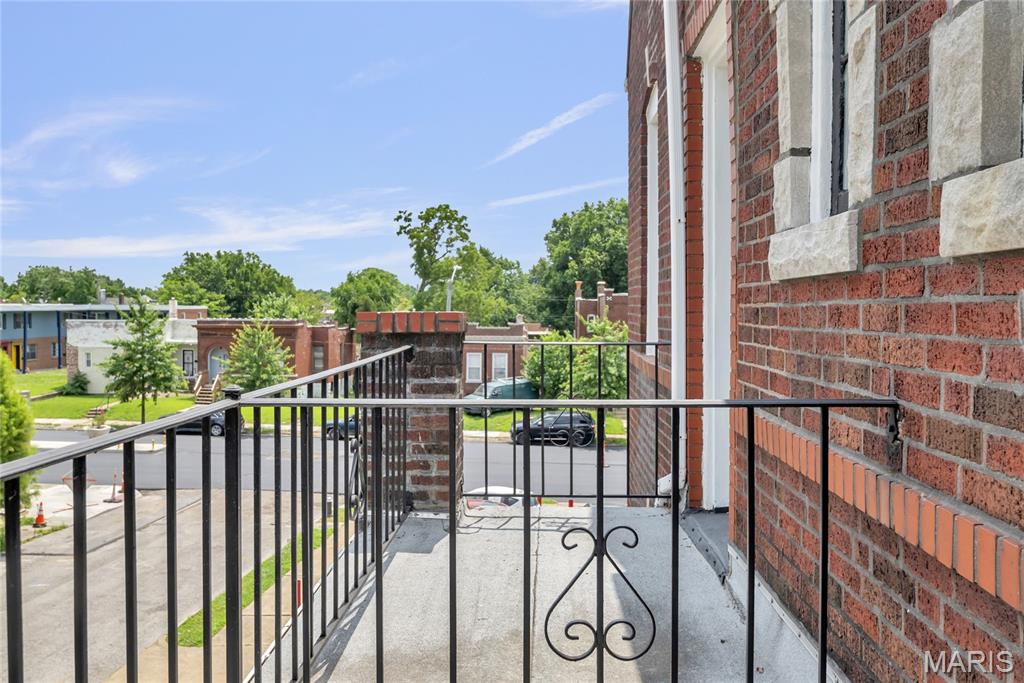 McDermotts Grand Ave Add - Residential Income
