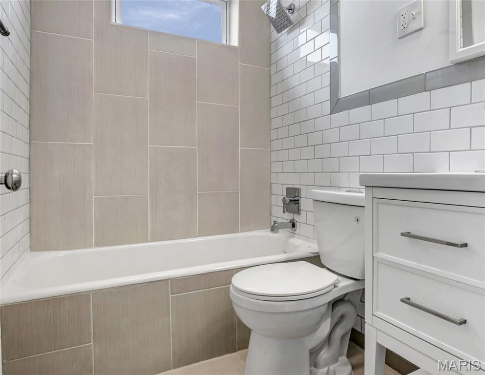 McDermotts Grand Ave Add - Residential Income