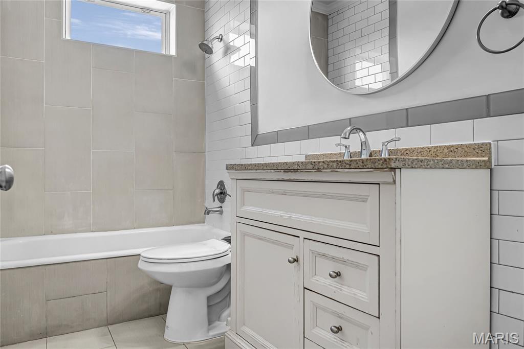 McDermotts Grand Ave Add - Residential Income