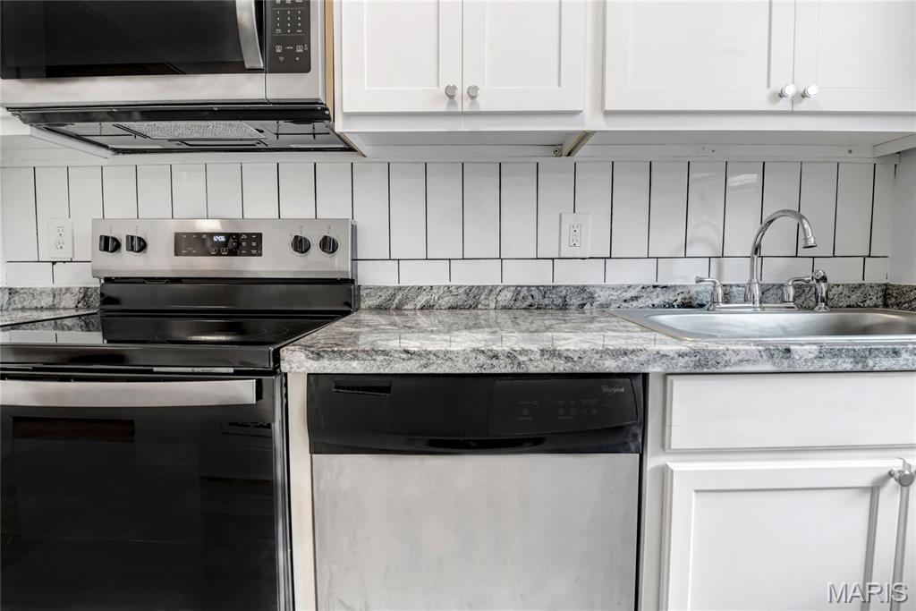 McDermotts Grand Ave Add - Residential Income