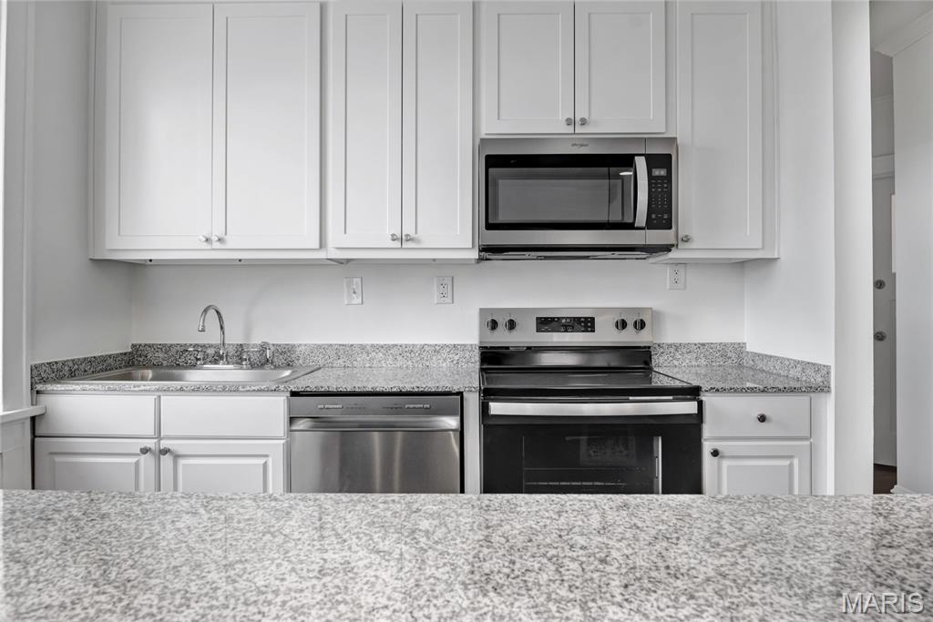 McDermotts Grand Ave Add - Residential Income