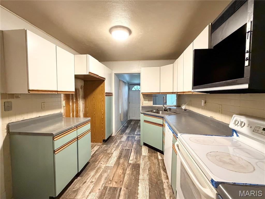Alphonse Berry Tr - Residential
