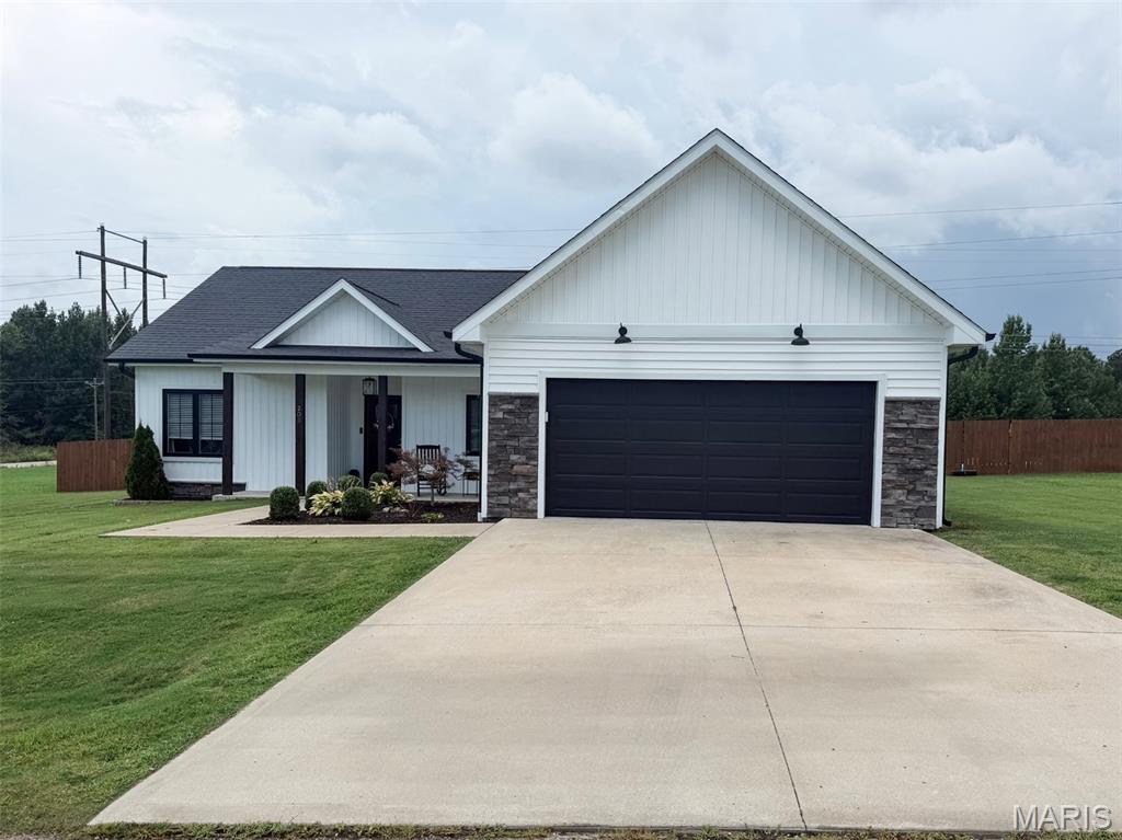 $269,900.00 If you're looking for a classy and pristine "move in ready" house, look no further!!  This amazing 3BR 2BA home offers 1,611 SF with no steps entering sits on .61 acre with a nice level plush yard and back yard privacy fenced!  You'll fall in love with the brand new condition, open (split bedroom) floor plan, white custom cabinets with granite counters, vaulted ceiling, stainless steel appliance, recessed lighting, walk-in pantry and more!  Primary bedroom offers walk-in shower and large walk-in closet!  Back yard is not only fenced but there's a super nice covered concrete patio area the owners have recently added.  All electric and very energy efficient!  Great landscaping and great neighborhood and location...this one has it all!