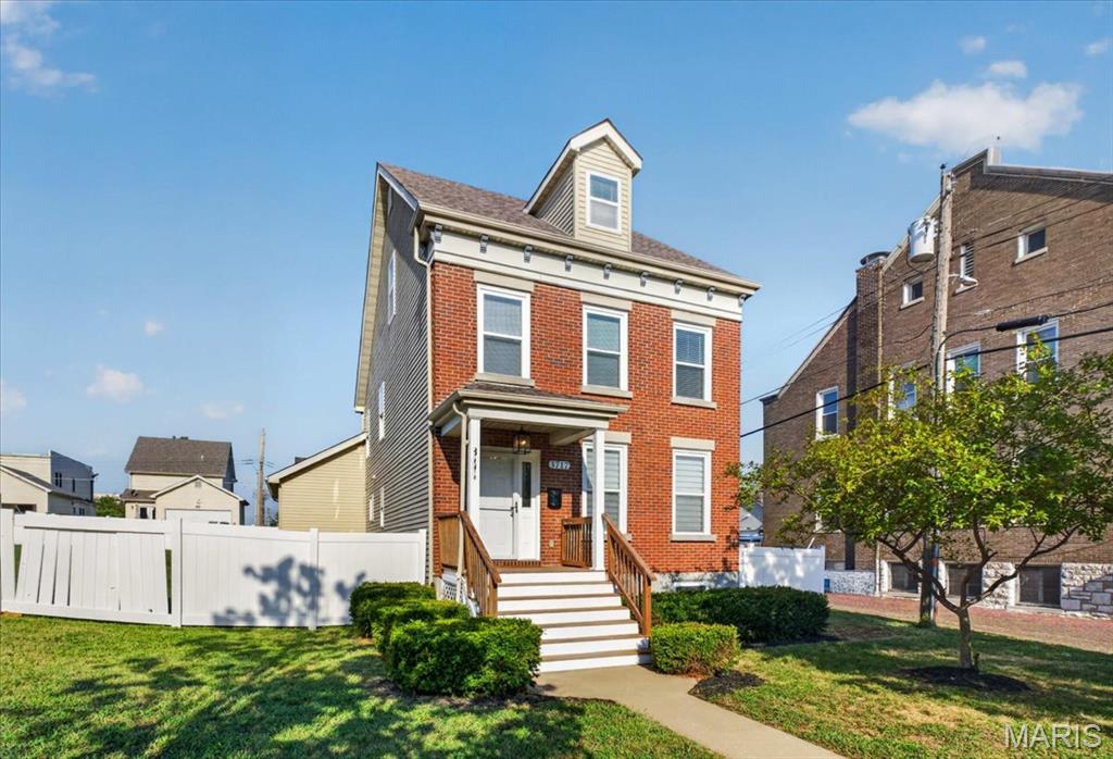 Keystone Place 01 - Residential