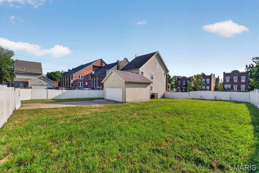 Keystone Place 01 - Residential