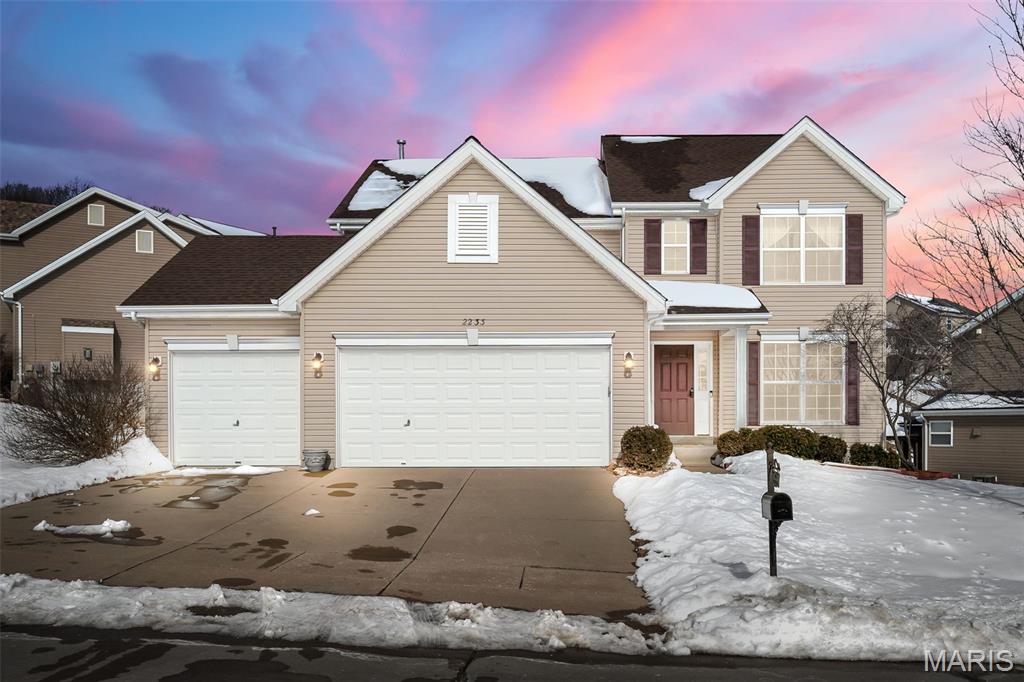 Welcome to the beautiful neighborhood of Harter Farms. This 4 bed 2.5 bath 2 story home offers over 3,000 sq ft of finished living space, the open concept floorplan allows plenty of room for entertaining friends and family. Enjoy cooking in the spacious kitchen featuring espresso cabinets center island and an additional space for a coffee bar. Off the kitchen you'll pass through the main floor laundry room as you enter the 3 car garage. The family room has a gas fireplace with tons of natural lighting thanks to the large windows that look out to the fenced in backyard. Upstairs are 4 bedrooms all with walk in closets while the primary suite features a vaulted ceiling, dual sinks in the bathroom along with separate soaking tub and shower. Don't forget the basement, not only does this area have a great finished flex space but also has extra space for storage. Enjoy the community pool, lake and walking paths in Harter Farms when you call this house your home.