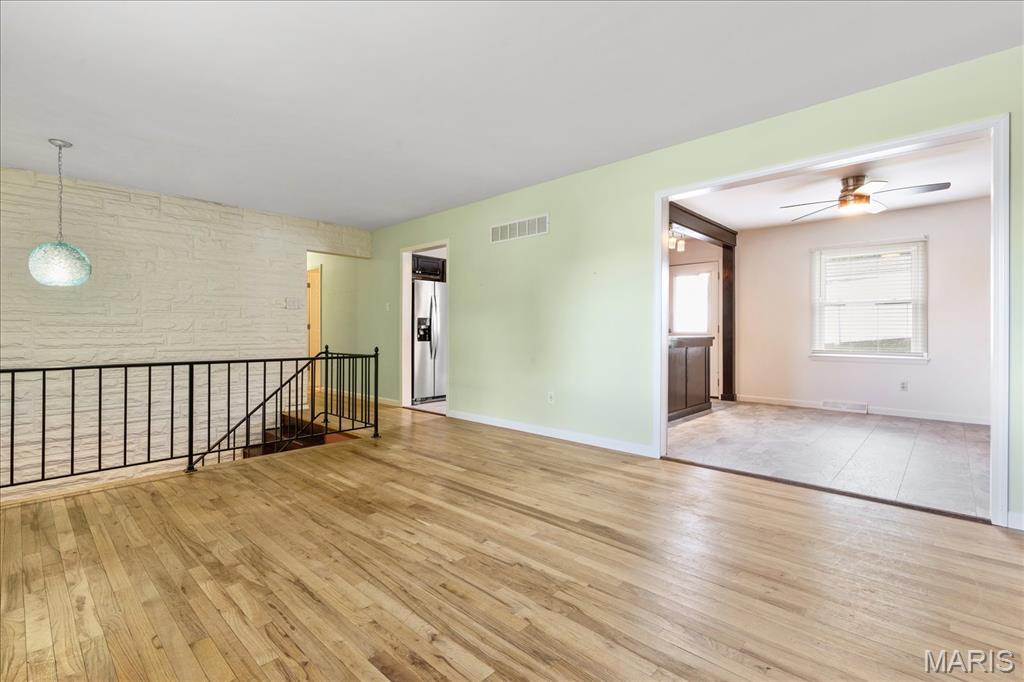 Elmwood Manor #7 - Residential
