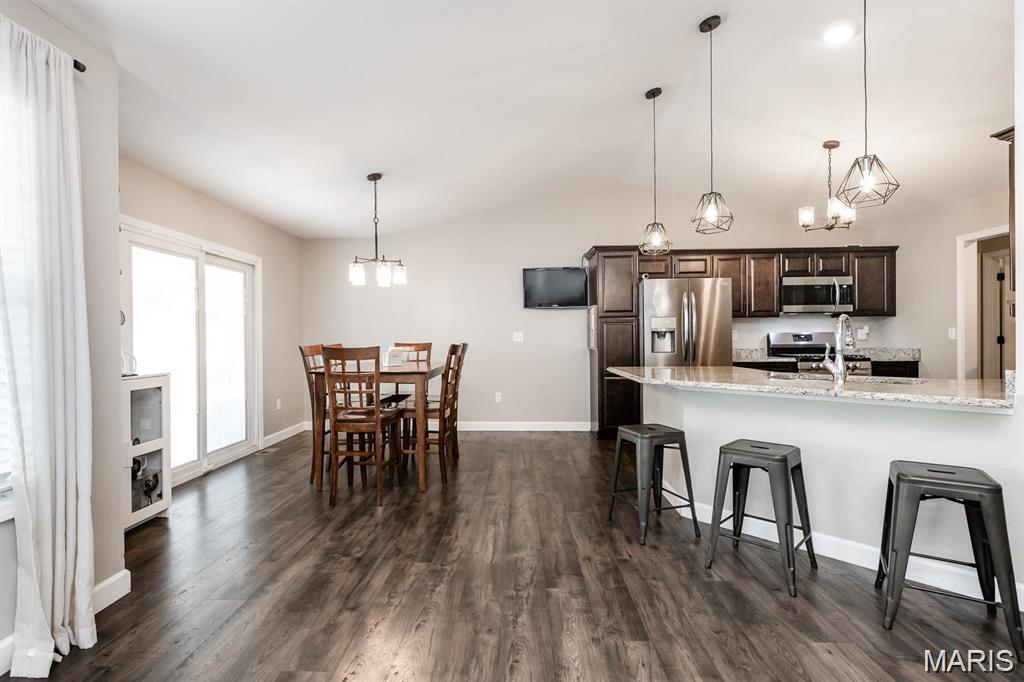EAGLES LANDING - Residential Lease