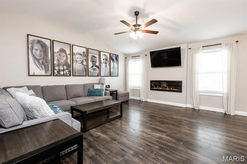 EAGLES LANDING - Residential Lease