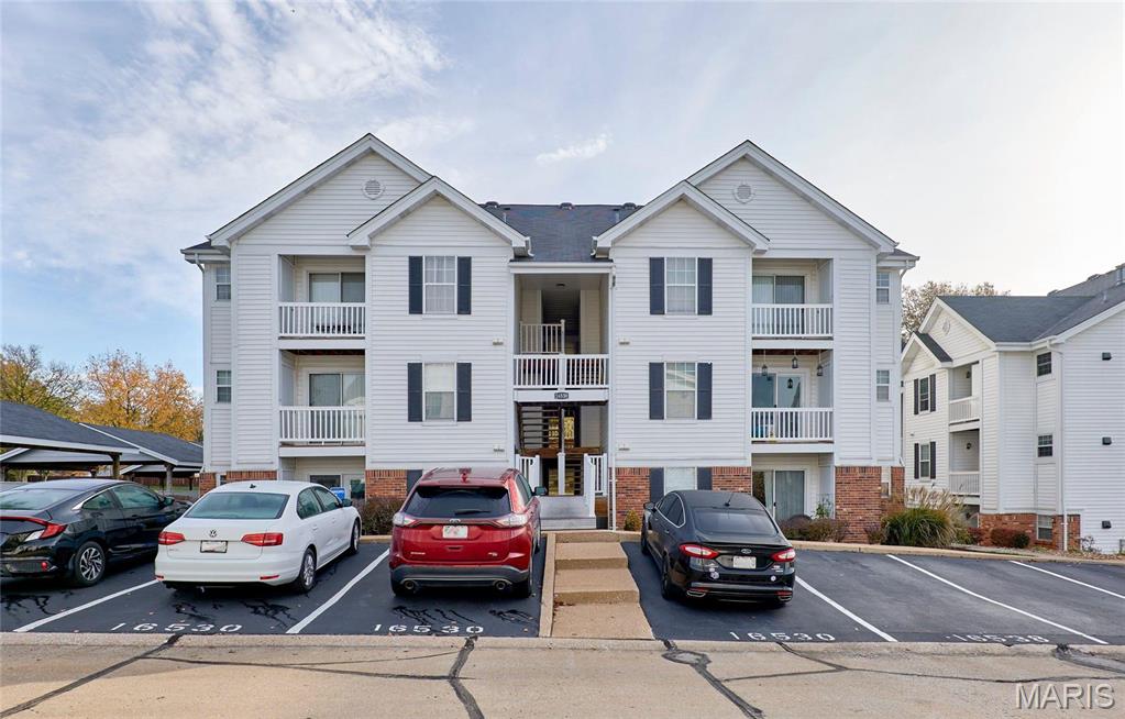 Victoria Crossing Two At The - Residential Lease
