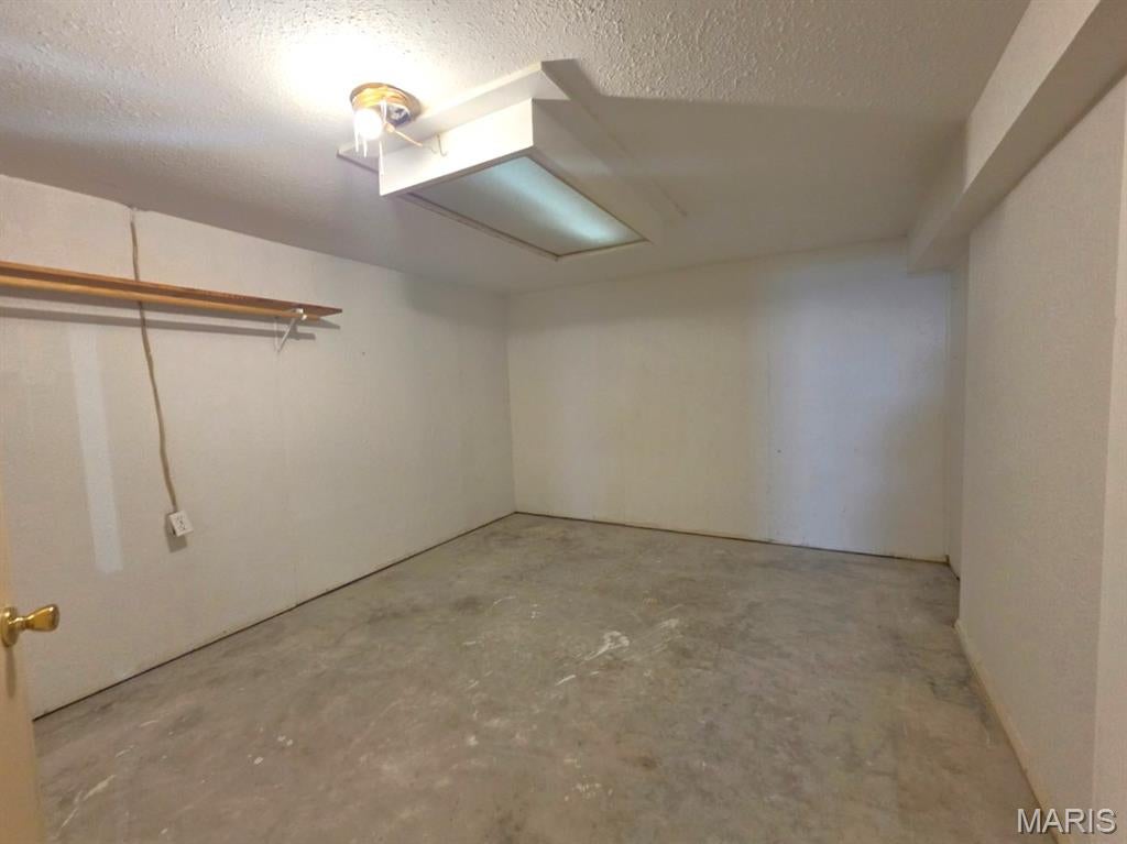 J&J Autoplex - Residential
