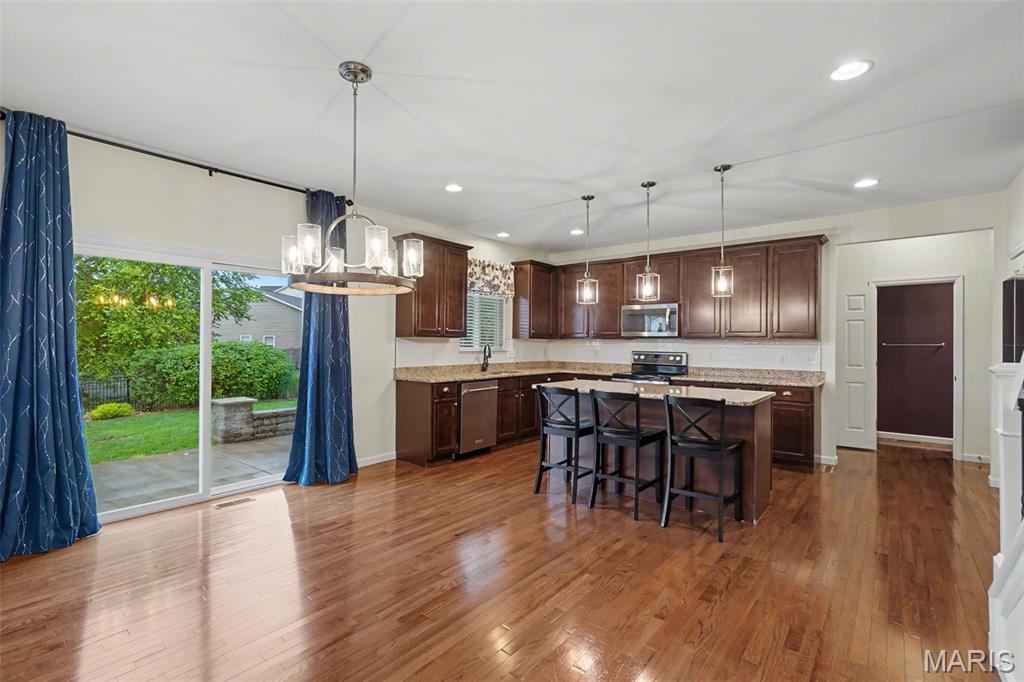 Carlton Glen Estate #9 - Residential