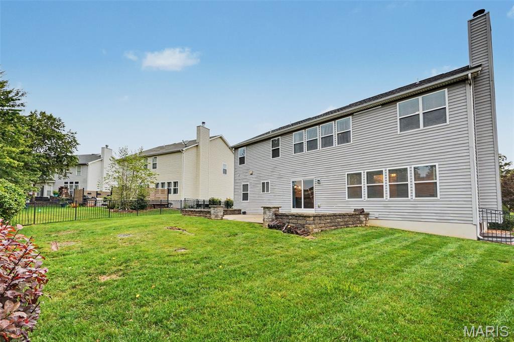 Carlton Glen Estate #9 - Residential