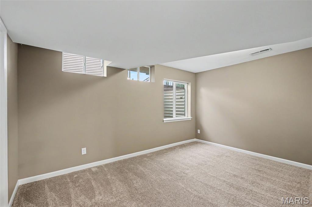 Carlton Glen Estate #9 - Residential
