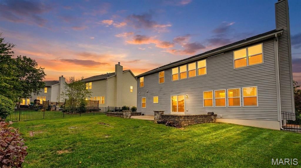 Carlton Glen Estate #9 - Residential