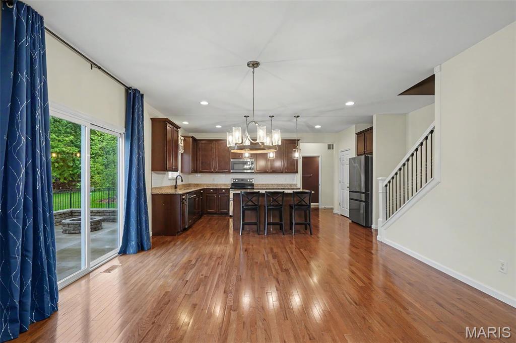 Carlton Glen Estate #9 - Residential