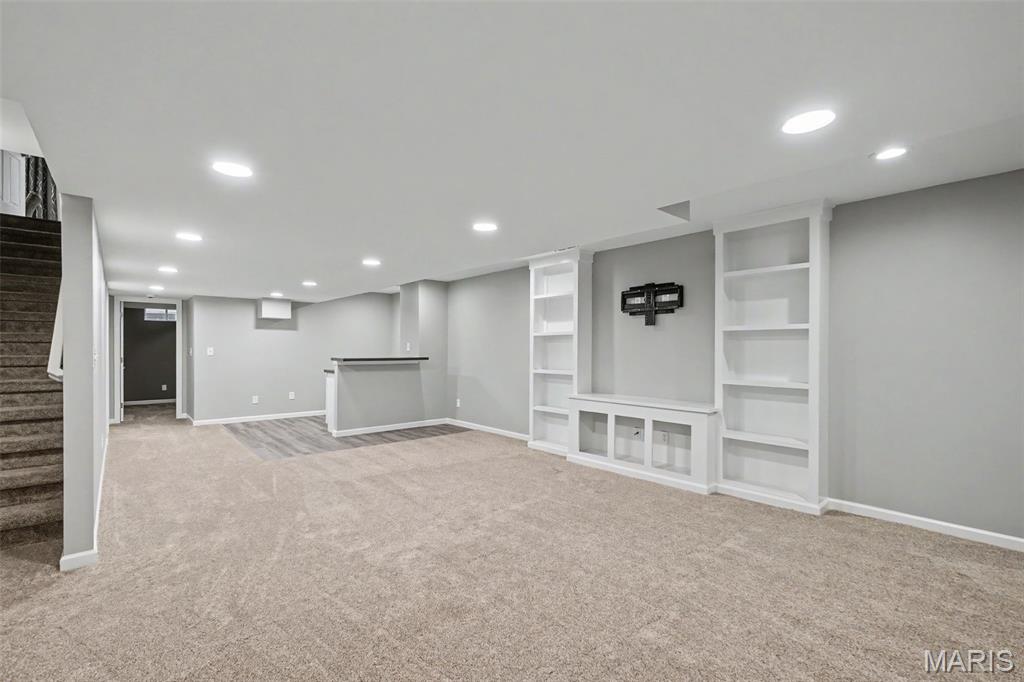 Carlton Glen Estate #9 - Residential